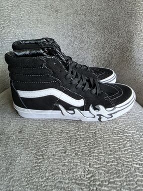 Mens Vans sk8-Hi Flame Shoes Hightops Black And White Size 9.5